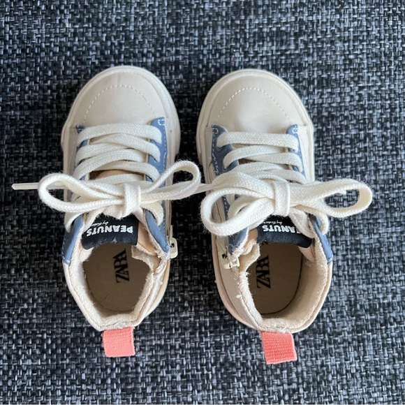 Zara Toddler Snoopy Sneakers Size 21 (US 5.5) - Picture 5 of 10